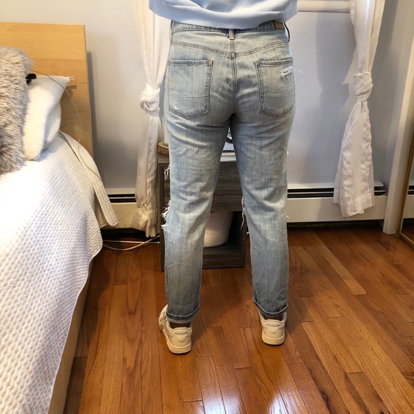 American Eagle Tomgirl Style Ripped Jeans - Picture 4 of 13